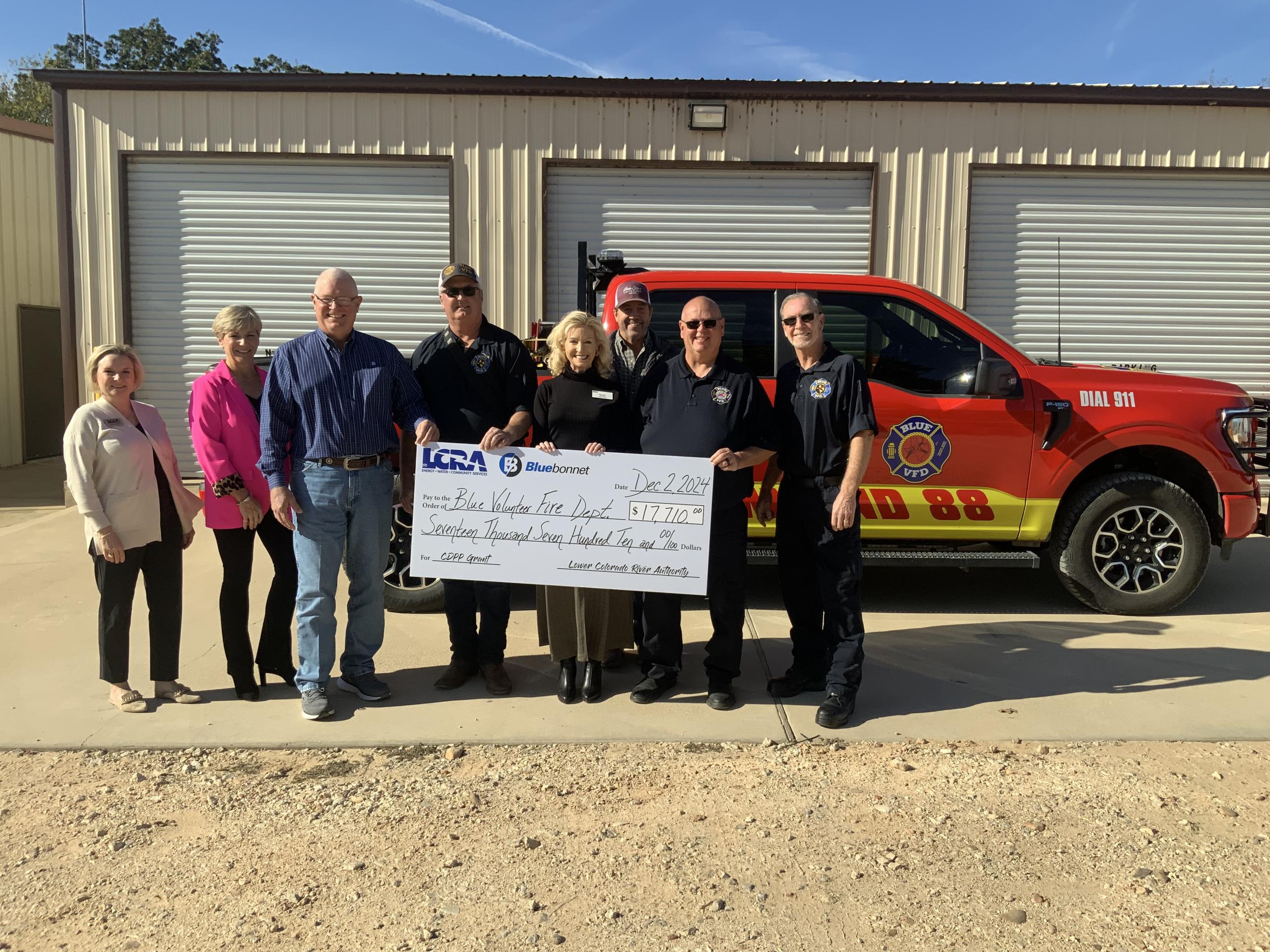 Bluebonnet, LCRA award $17,710 grant to Blue Volunteer Fire Department