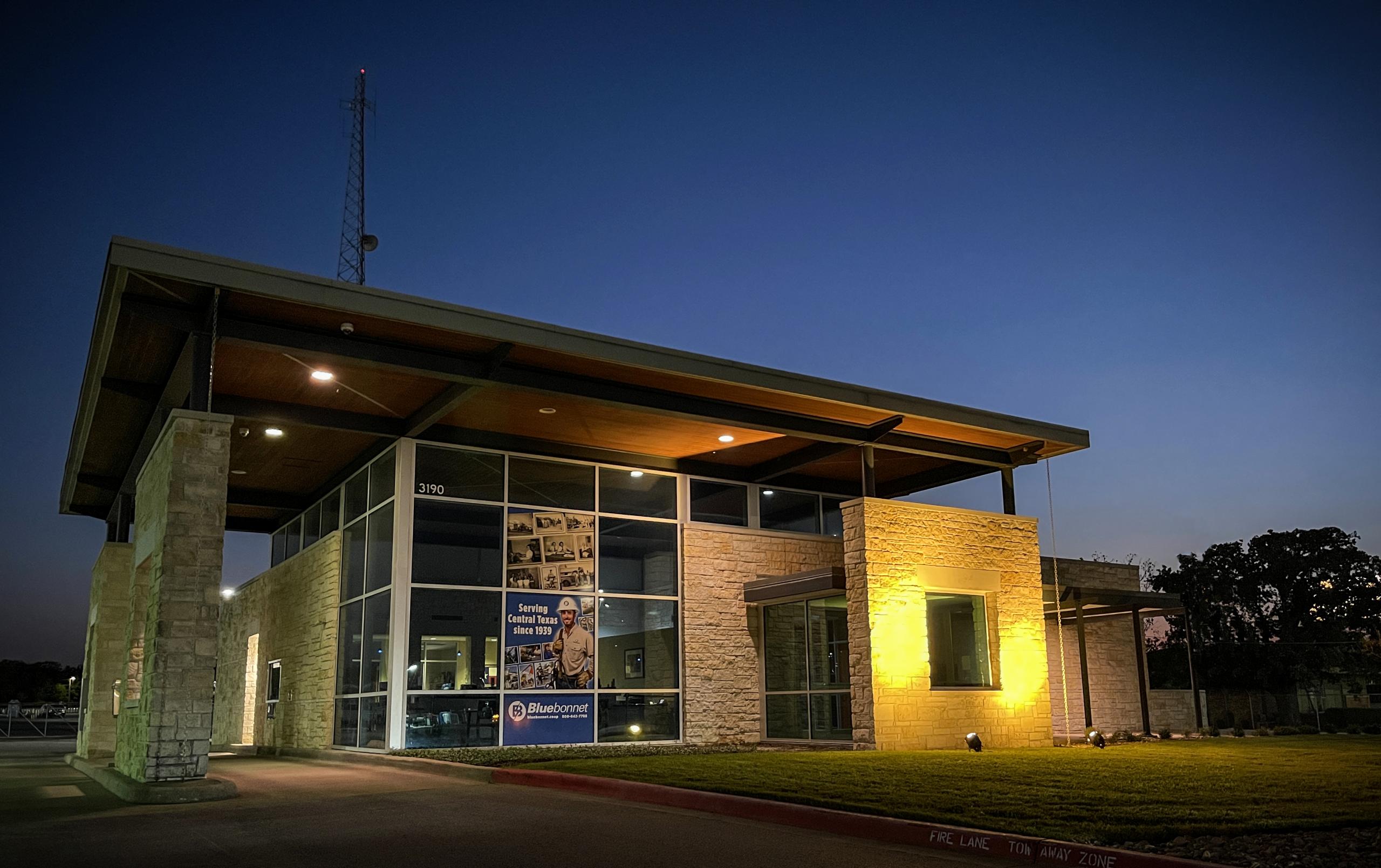 Giddings member service center lit up for Childhood Cancer Awareness Month in September