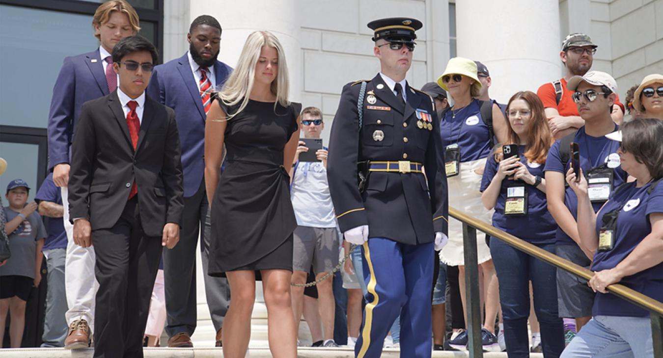 JT lays wreath at TOTUS